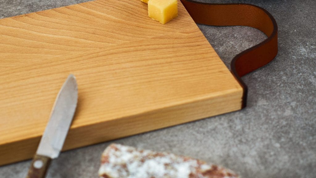 Quel est le meilleur matériau pour une planche à découper ? Quel matériau pour la planche à découper ?