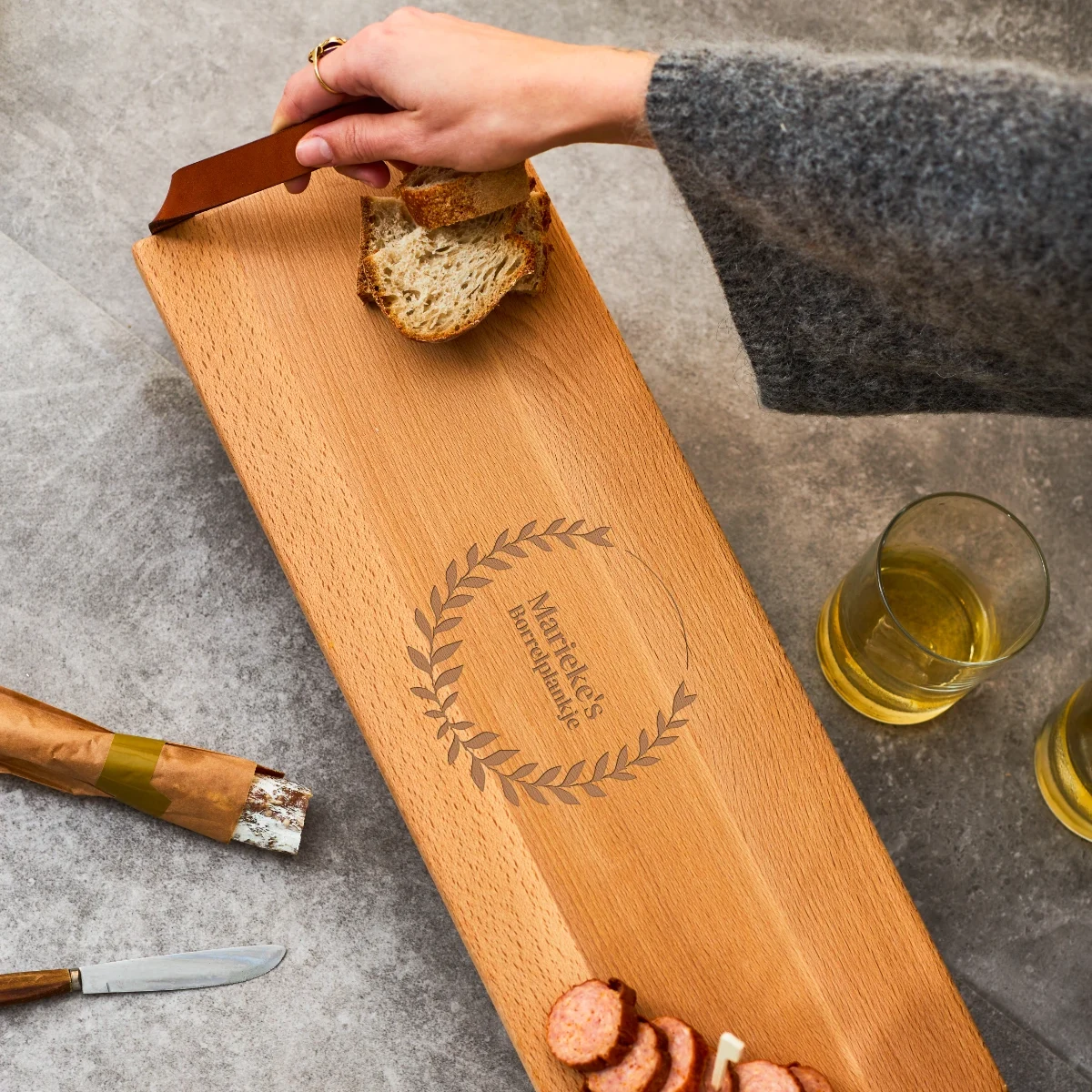 Planche à apéritif 48 x 17 cm Planche à servir personnalisée | Planche à servir avec gravure